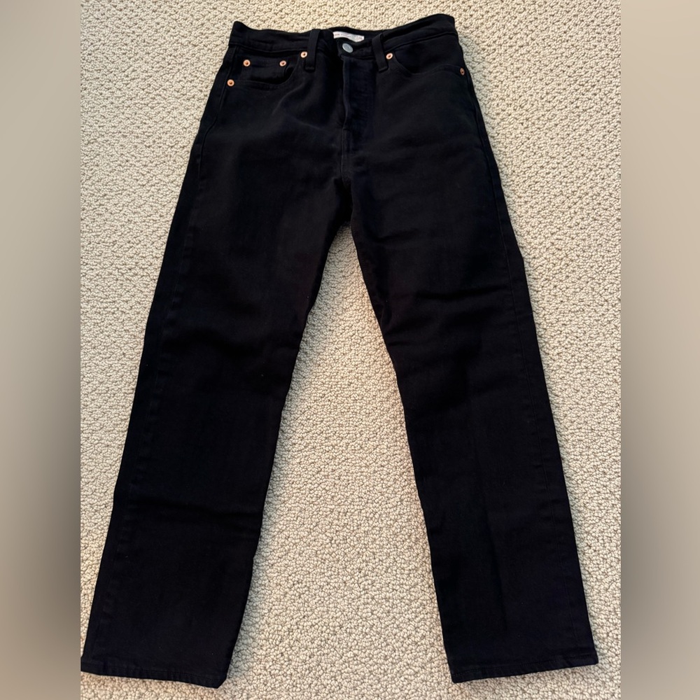 Levi’s Wedgie Straight Jeans in Black Sprout